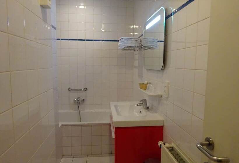 Отель Malleberg