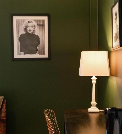 Отель Malleberg