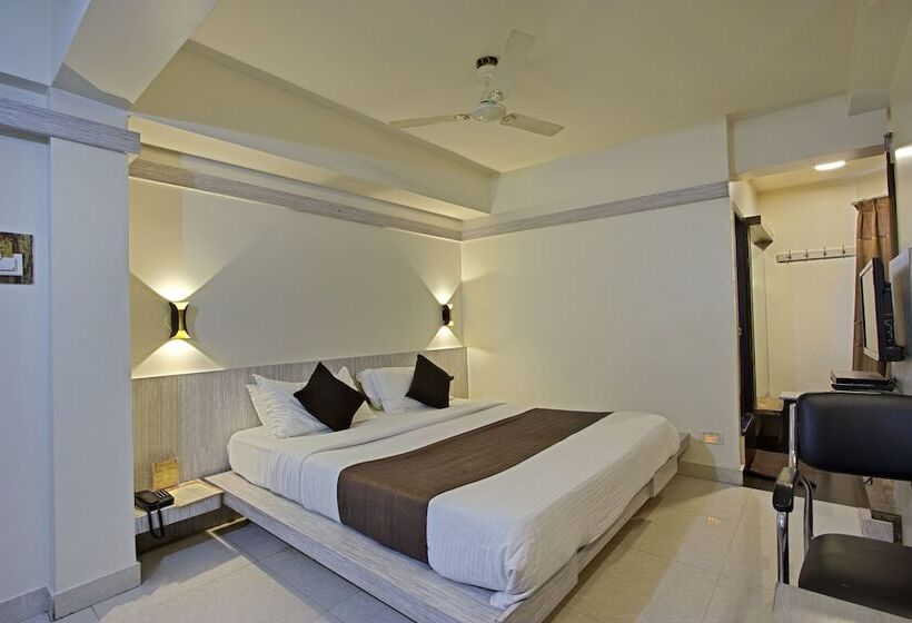 ホテル Mannars Residency