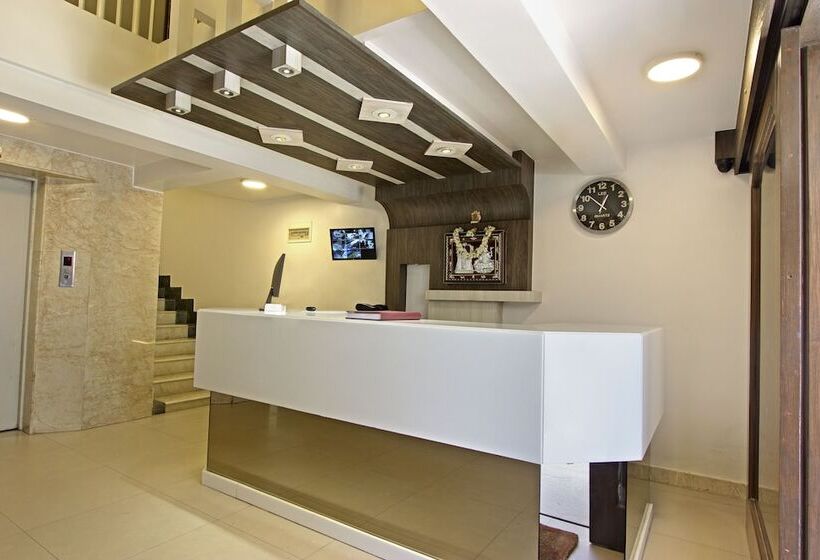 ホテル Mannars Residency