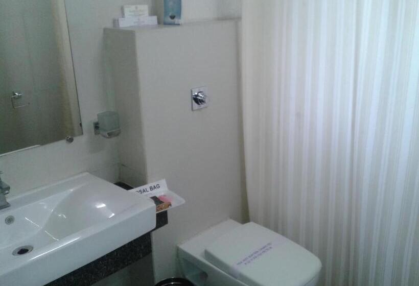 בית מלון כפרי Marigold Newly Renovated