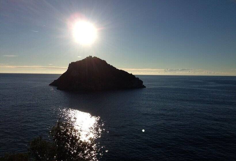 בית מלון כפרי Mediterranée