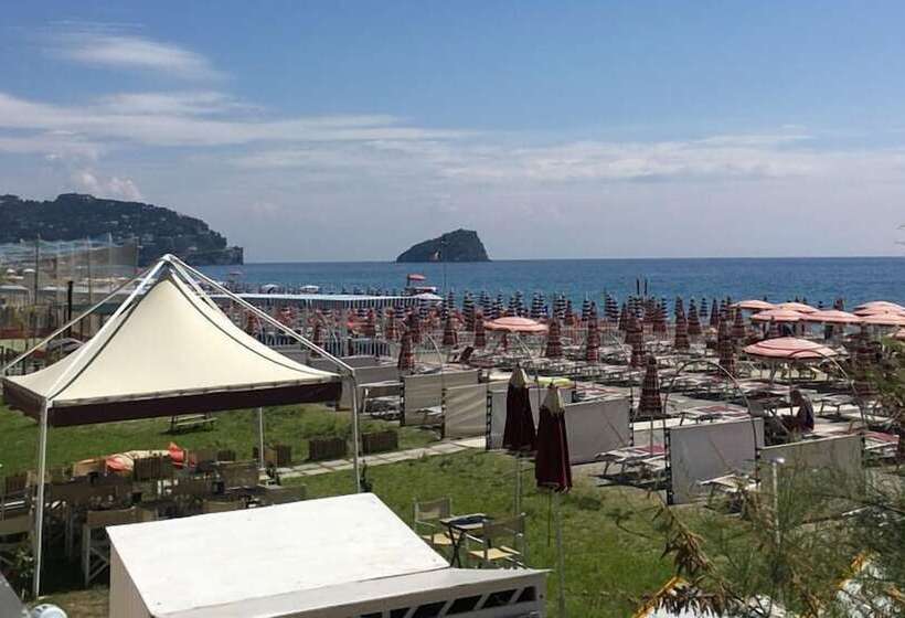 בית מלון כפרי Mediterranée