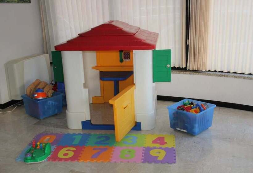 בית מלון כפרי Mediterranée