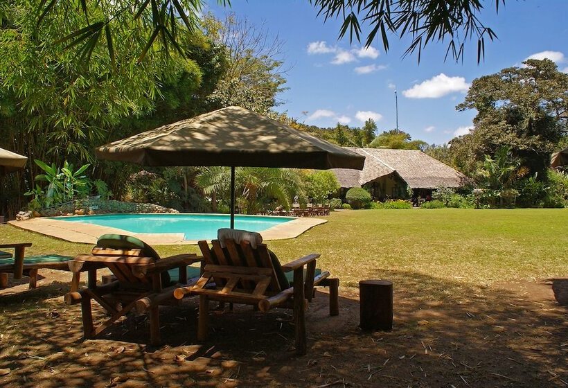 Отель Moivaro Coffee Plantation Lodge