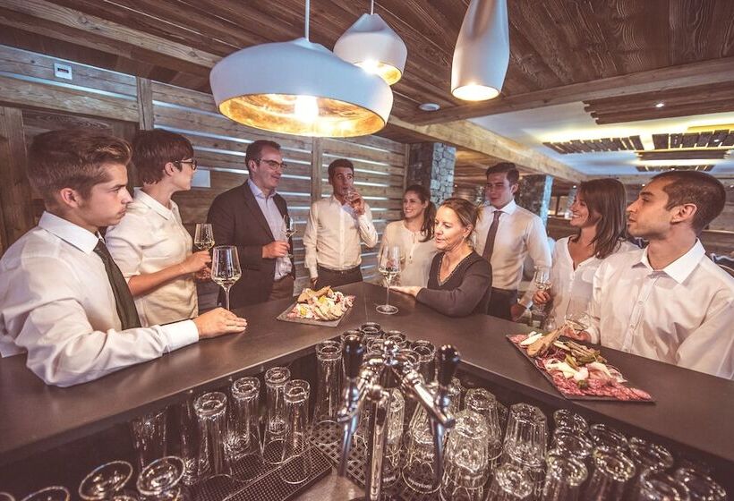 هتل Nendaz 4 Vallées & Spa 4 Superior