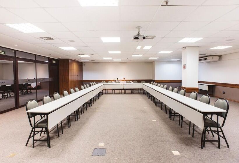 فندق Golden Park Campinas Cambui