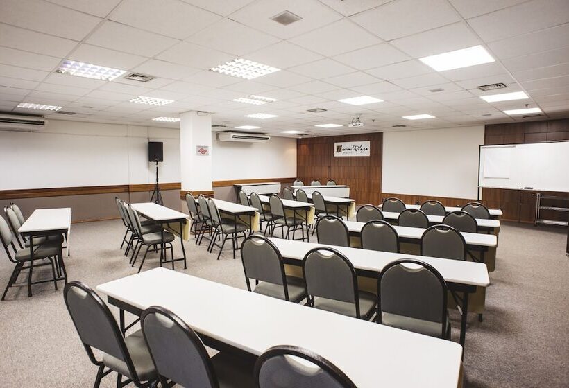 فندق Golden Park Campinas Cambui