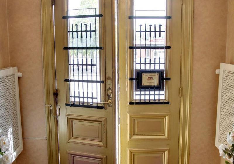 Park Hotel Linköping Fawlty Towers