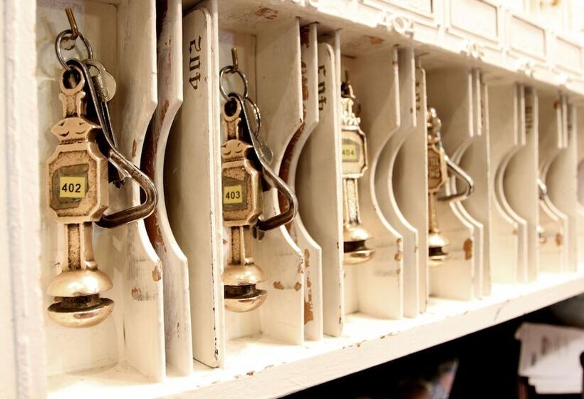 Park Hotel Linköping Fawlty Towers