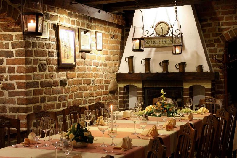 هتل Petite Fleur   Adults Only ! Air Conditioning !