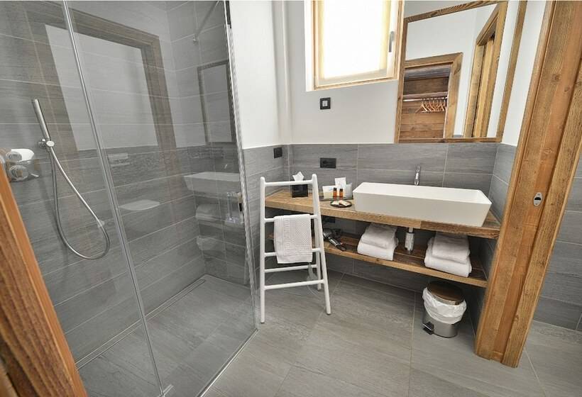 فندق Piccolo Tibet