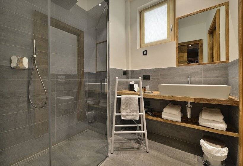 فندق Piccolo Tibet