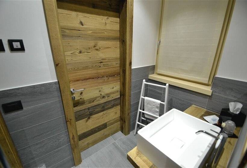 فندق Piccolo Tibet