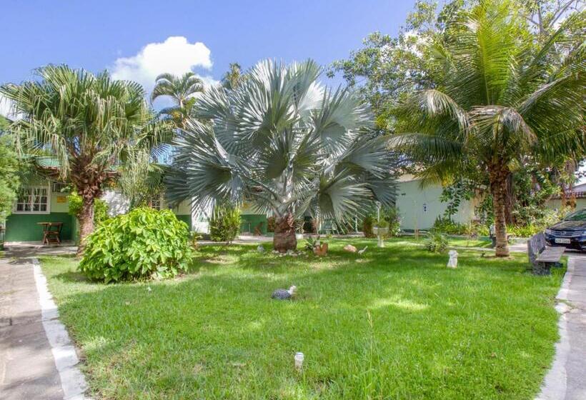 בית מלון כפרי Pousada Recanto Shangri Lá