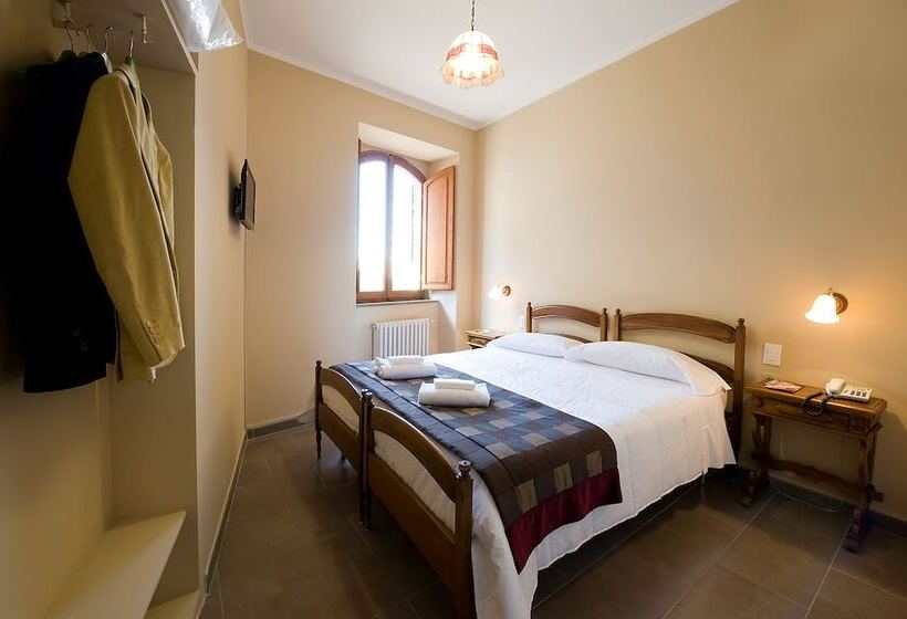 Отель Properzio