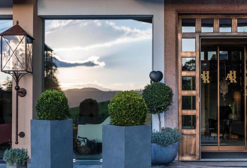 ホテル Rainell Dolomites Retreat