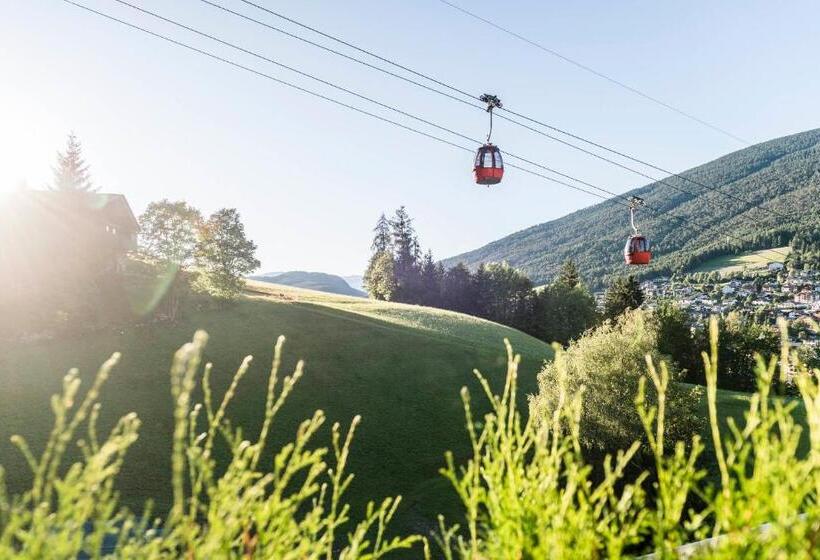ホテル Rainell Dolomites Retreat