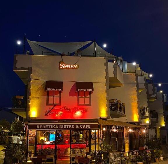 Rebetika Hotel & Bistro