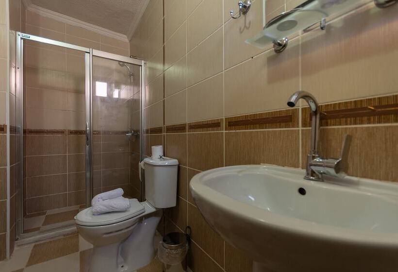 Rebetika Hotel & Bistro