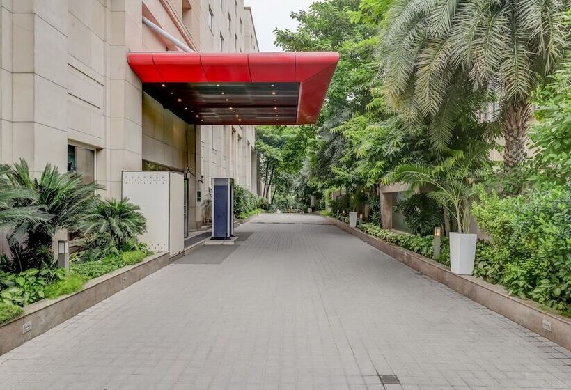 Red Fox By Lemon Tree Hotels, Delhi Airport