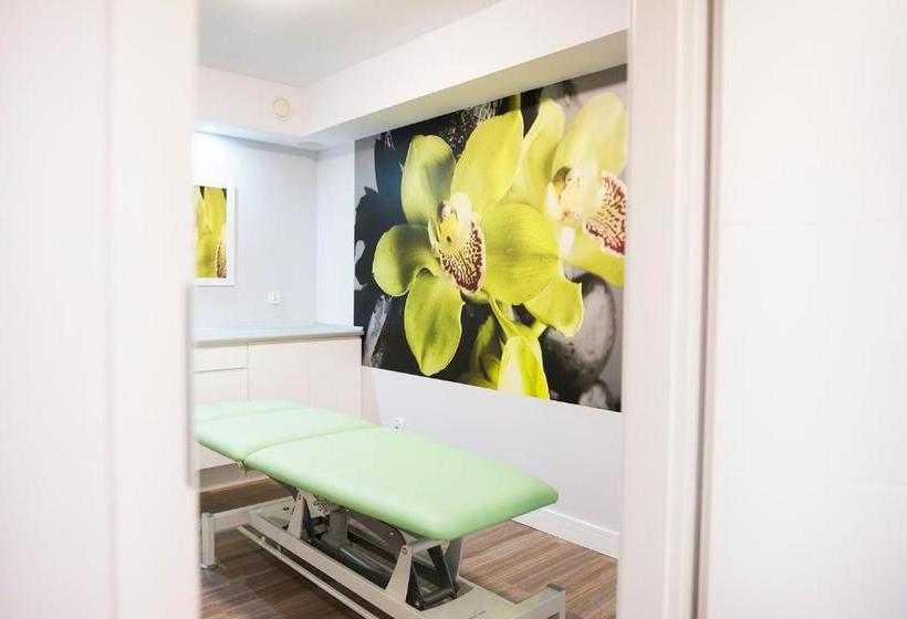 בית מלון כפרי Renusz