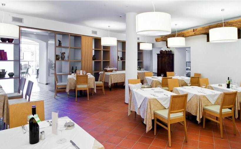 בית מלון כפרי Romanda