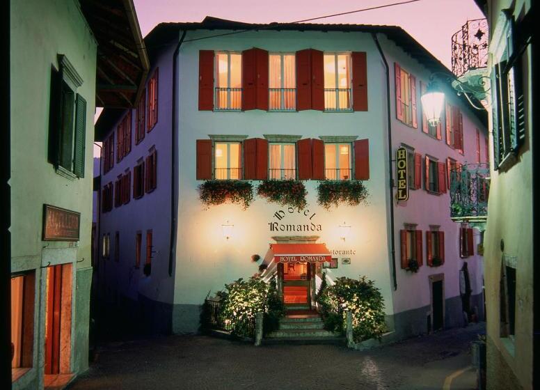 בית מלון כפרי Romanda