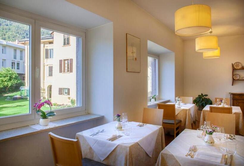 בית מלון כפרי Romanda