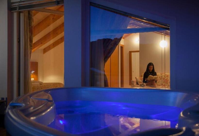 בית מלון כפרי Romanda