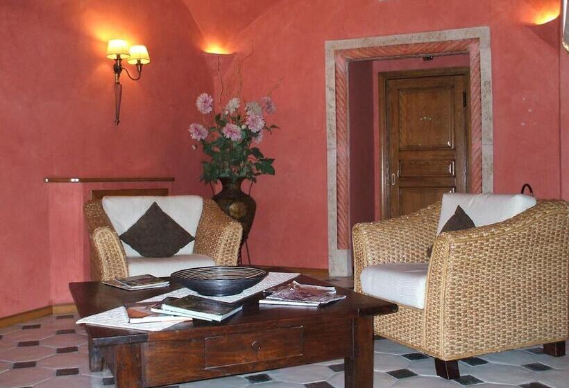 فندق Sa Contonera