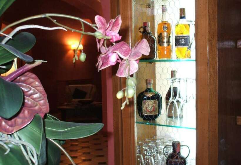 فندق Sa Contonera