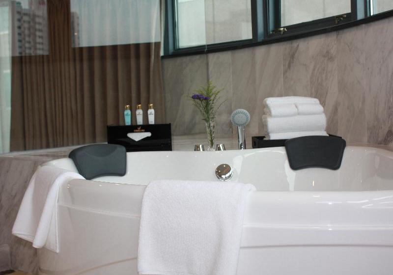 ホテル Yijia International