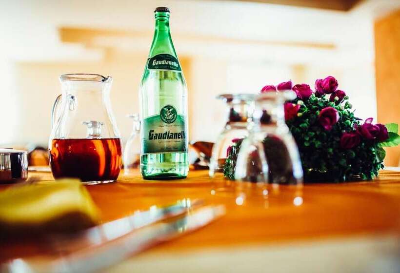 Отель Terme Di Rapolla