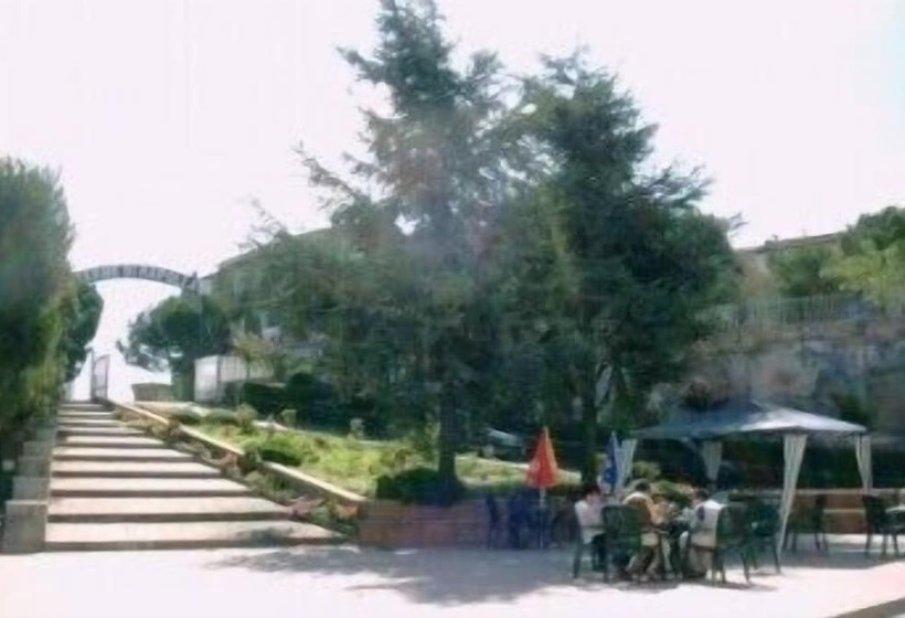 Отель Terme Di Rapolla