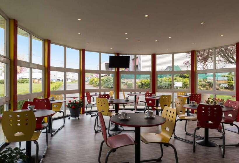 호텔 The Originals Access Aéroport, Hôtel Aurillac