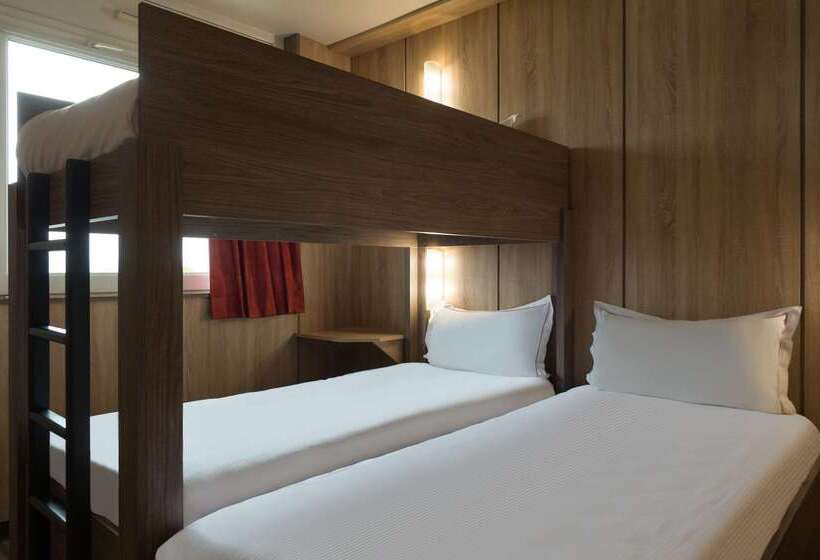 ホテル The Originals Access Aéroport, Hôtel Aurillac