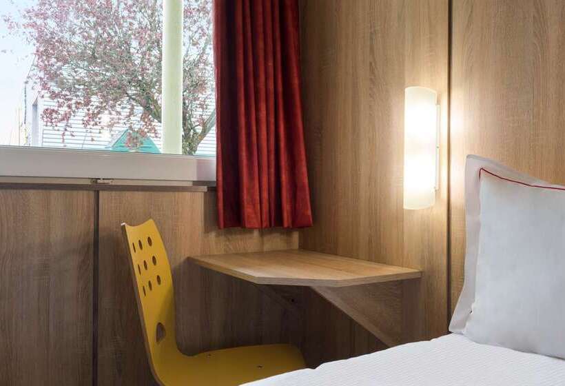 호텔 The Originals Access Aéroport, Hôtel Aurillac