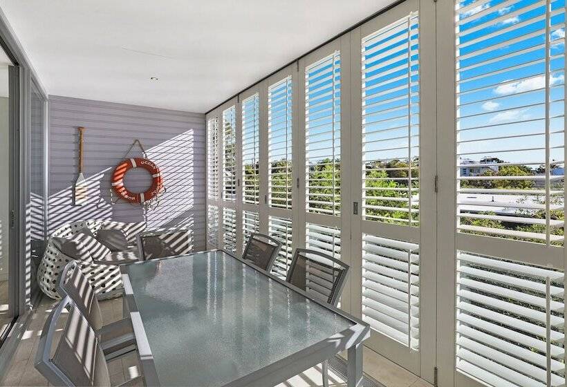 Отель The Rise  Noosa