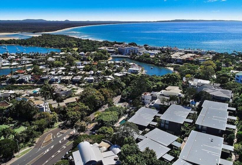 Отель The Rise  Noosa