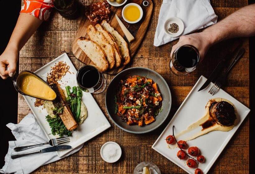 The Studios By Manna, Ascend Hotel Collection