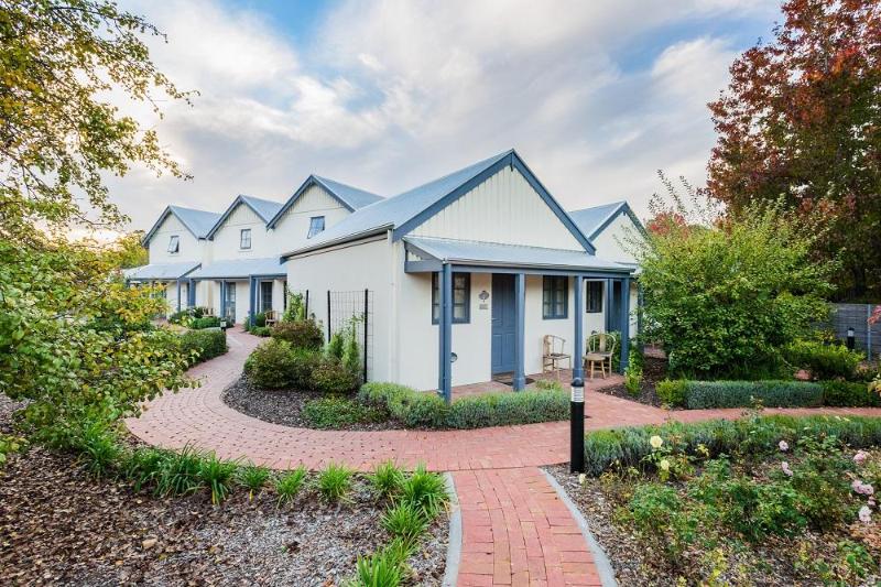 The Studios By Manna, Ascend Hotel Collection