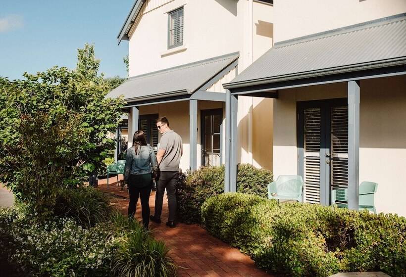 The Studios By Manna, Ascend Hotel Collection