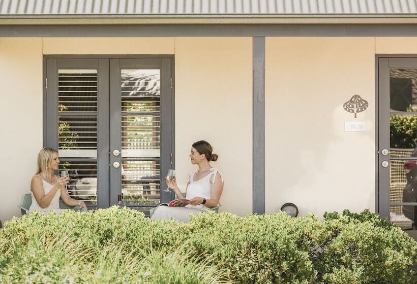 The Studios By Manna, Ascend Hotel Collection