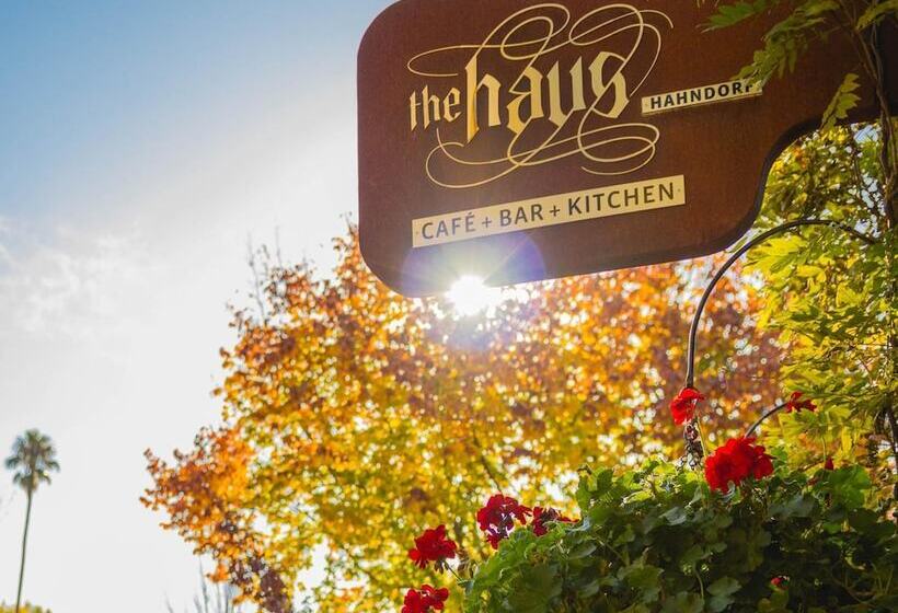 The Studios By Manna, Ascend Hotel Collection