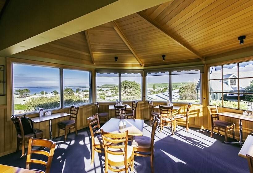 فندق Touchwood Cottages