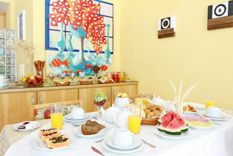 Отель Travel Inn Flats Riviera