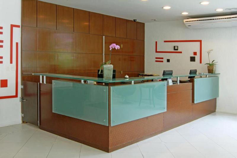 호텔 Travel Inn Flats Riviera