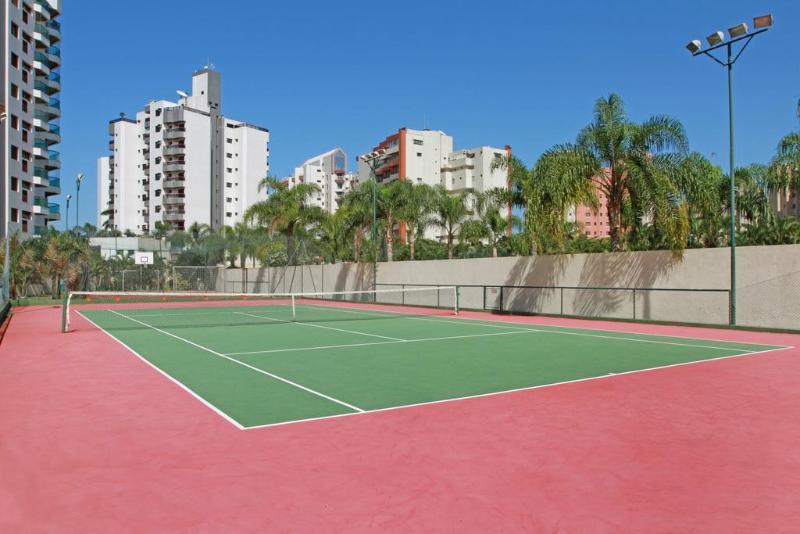 Отель Travel Inn Flats Riviera