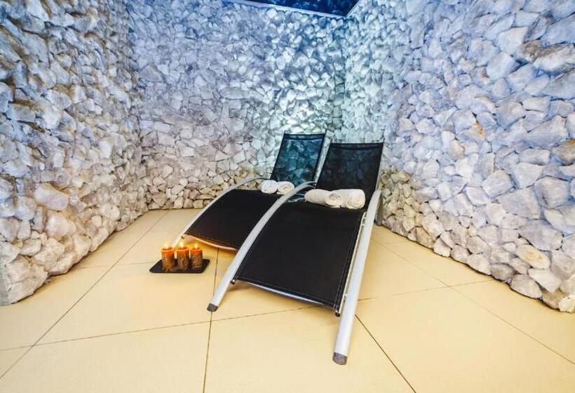 בית מלון כפרי Weneda